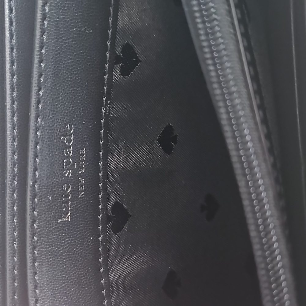 Kate Spade Olive Green Wallet - Picture 5 of 6